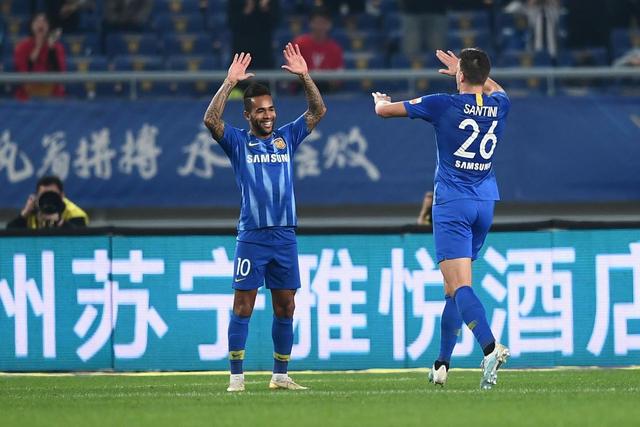 孙铭徽24+8广厦胜山东 崔永熙23分广州胜深圳