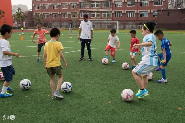 阿圭罗：萨拉赫已经与利物浦续约2年